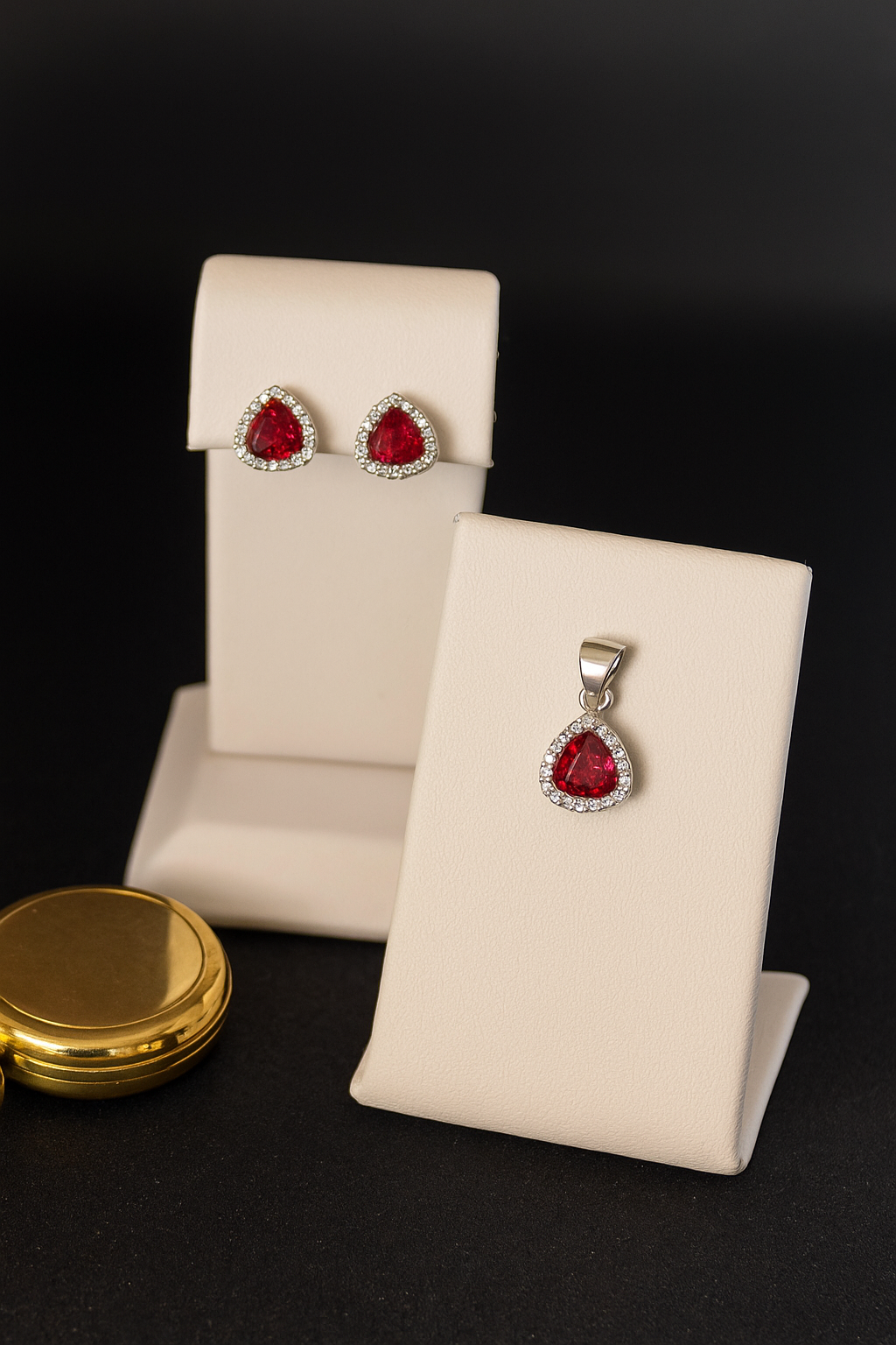 Classic Silver Ruby Curve Set – Bold Shape, Refined Sparkle