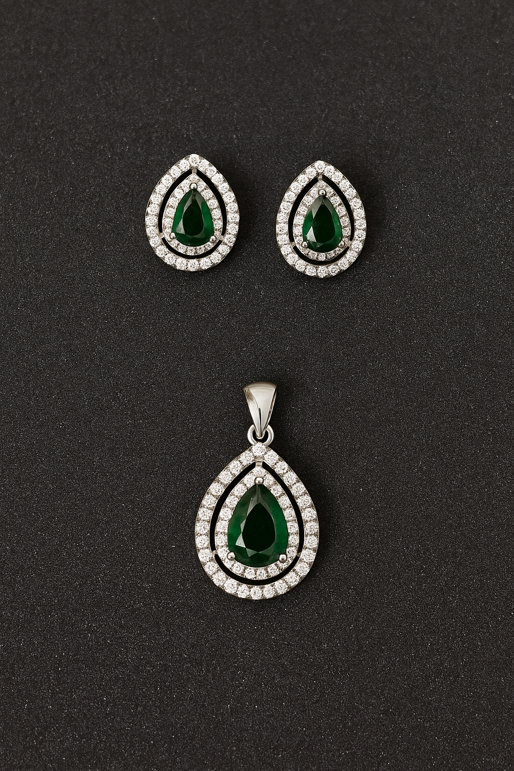 Classic Silver Emerald Drop Set