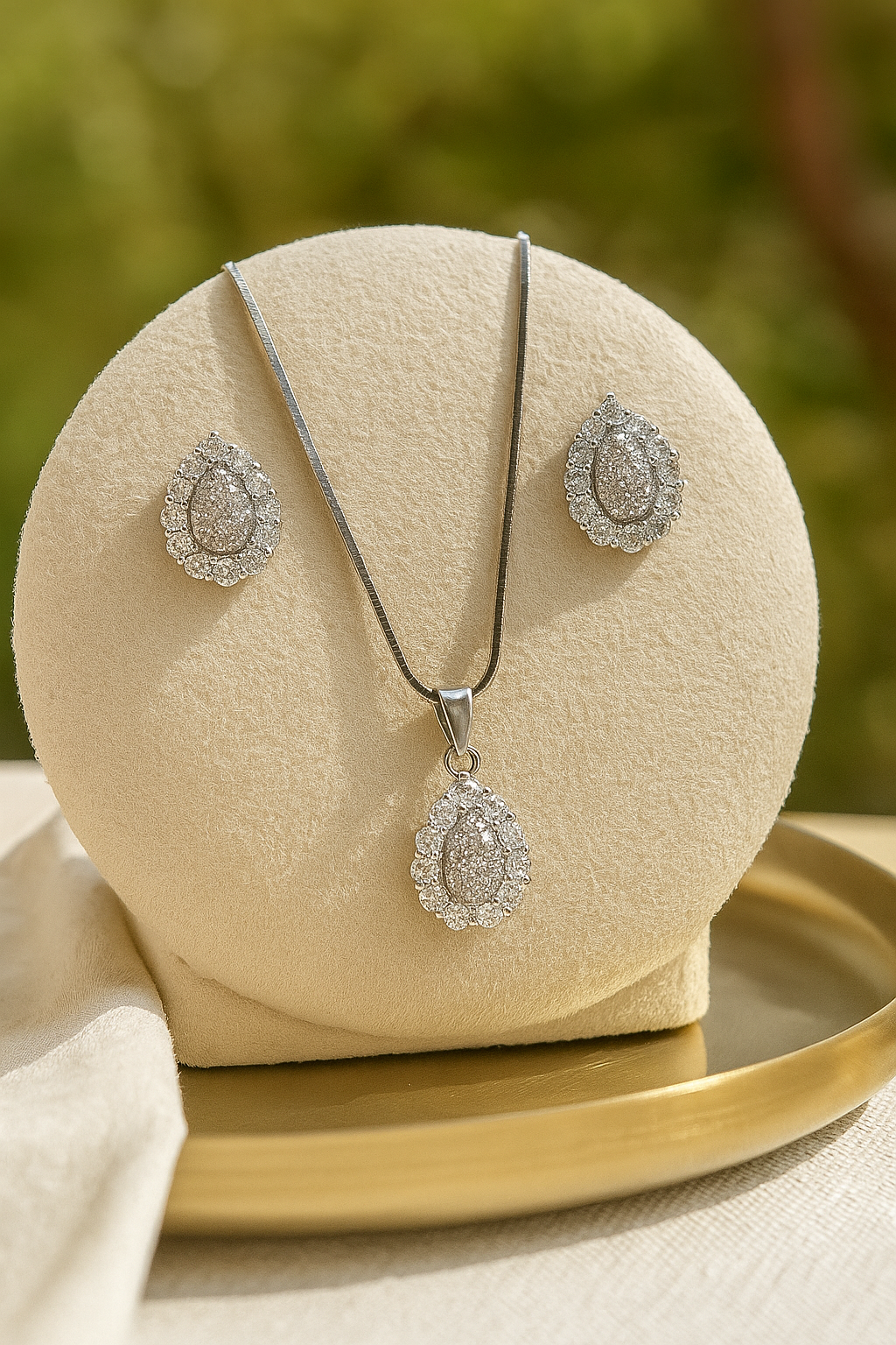 Classic Silver Drop Set