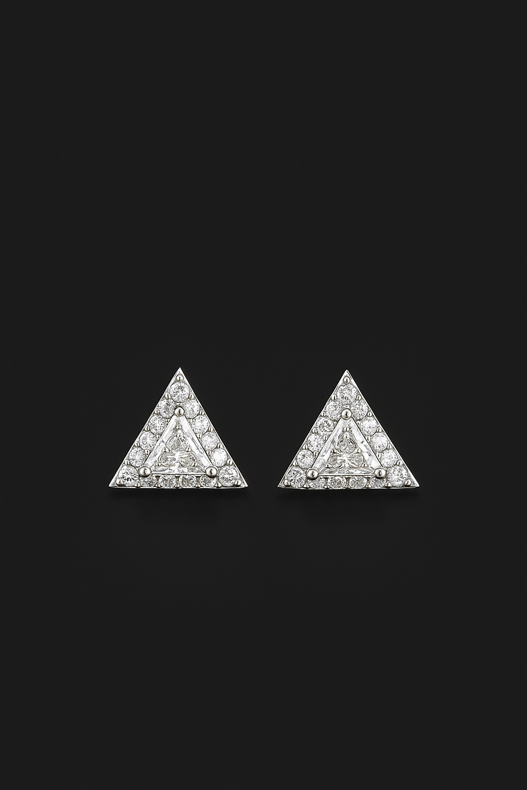 Triangular Solitaire Studs